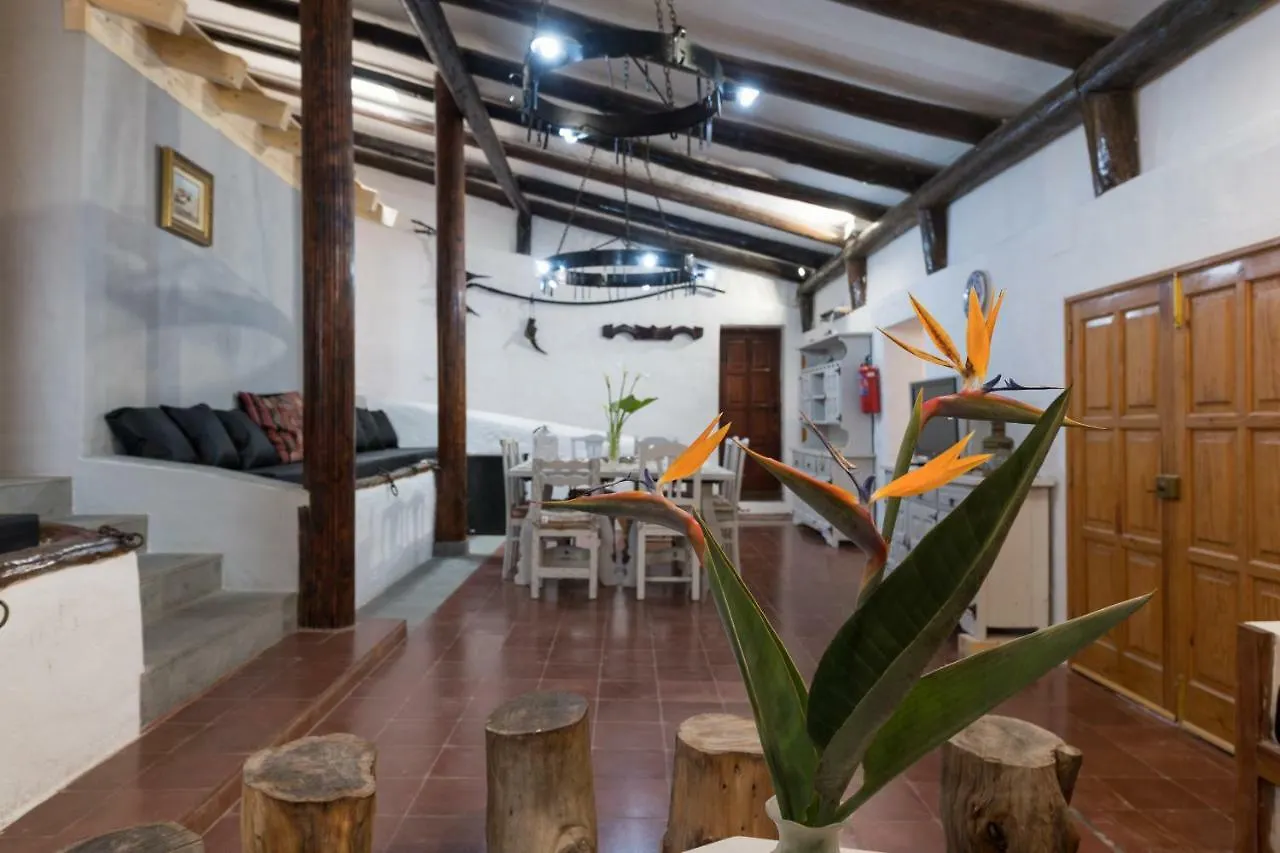 Holiday home Vivelorural El Refugio De Arucas, Pool & Terrace Villa