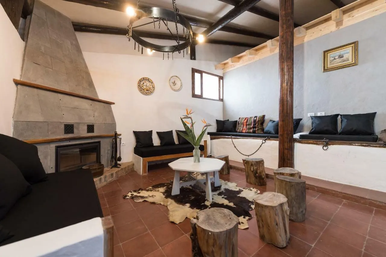 Vivelorural El Refugio De Arucas, Pool & Terrace Villa Holiday home